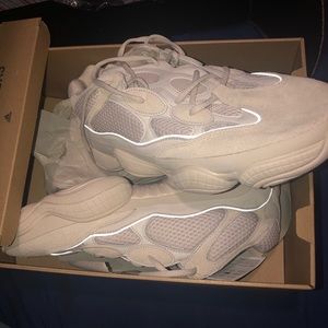 YEEZY 500 SIZE 12